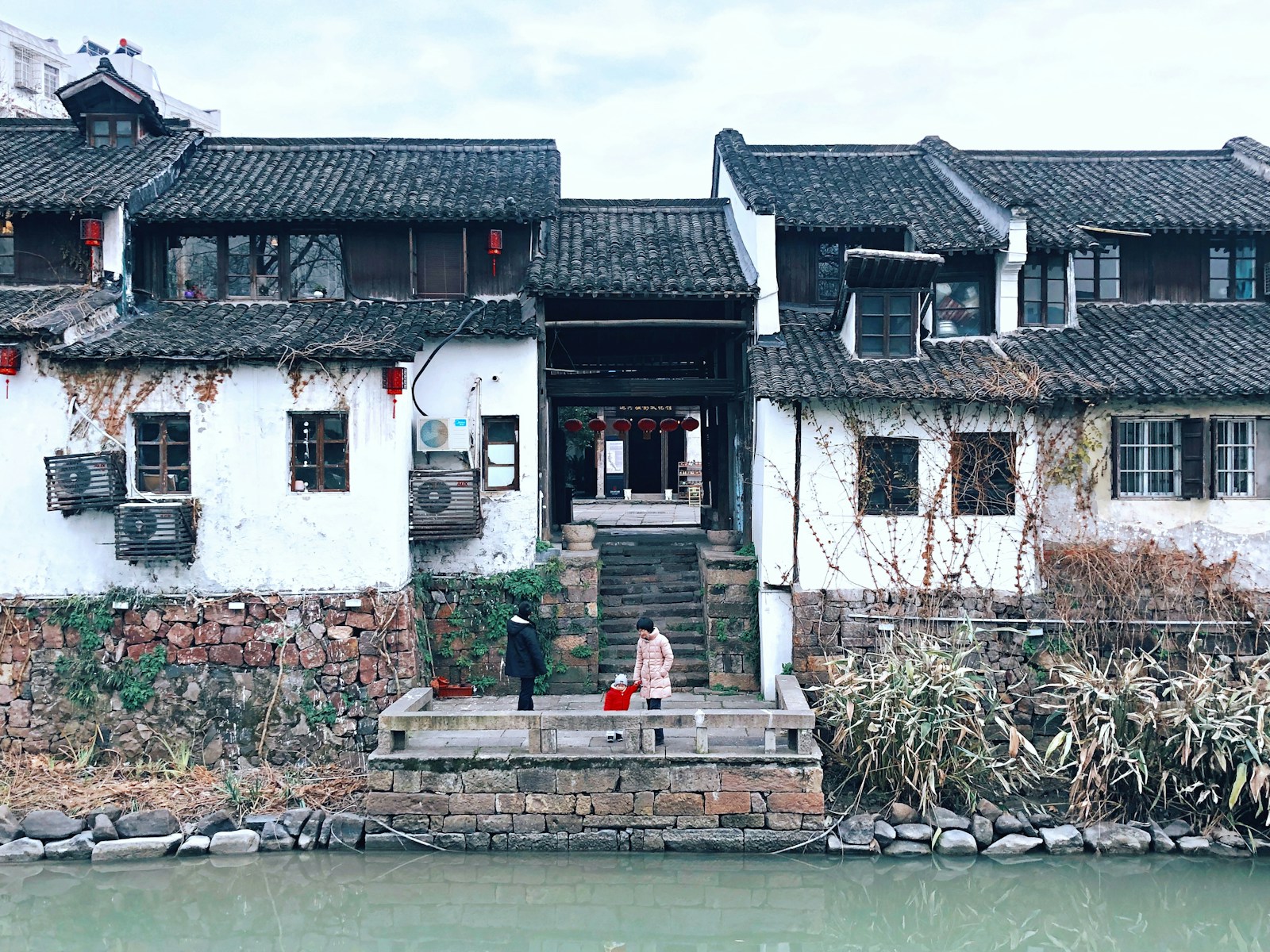 Xiamen Quanzhou Putian Meizhou Island Fuzhou Wuyishan 8 Day Tour