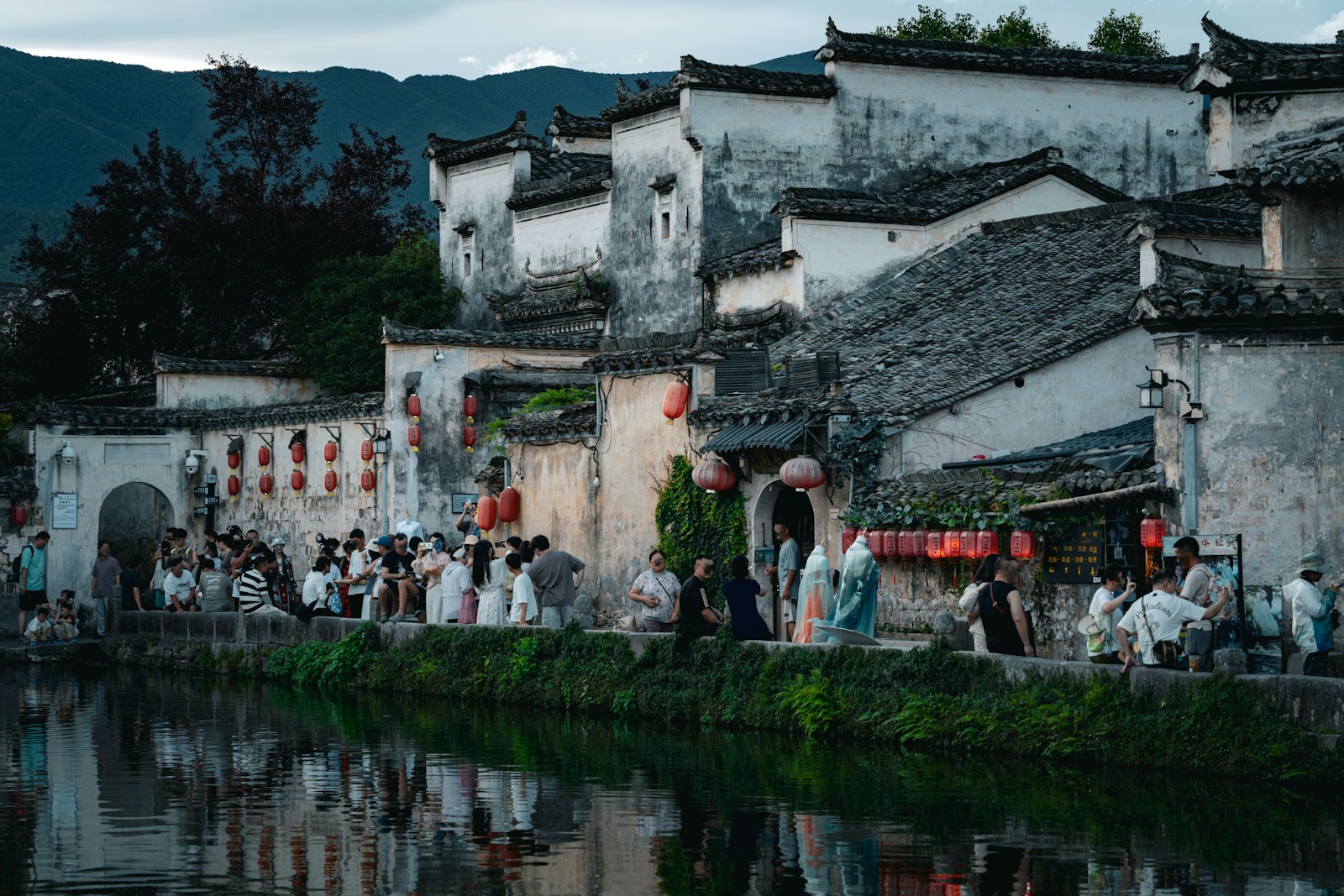 Xiamen Tulou Petian Village Three Day Tour
