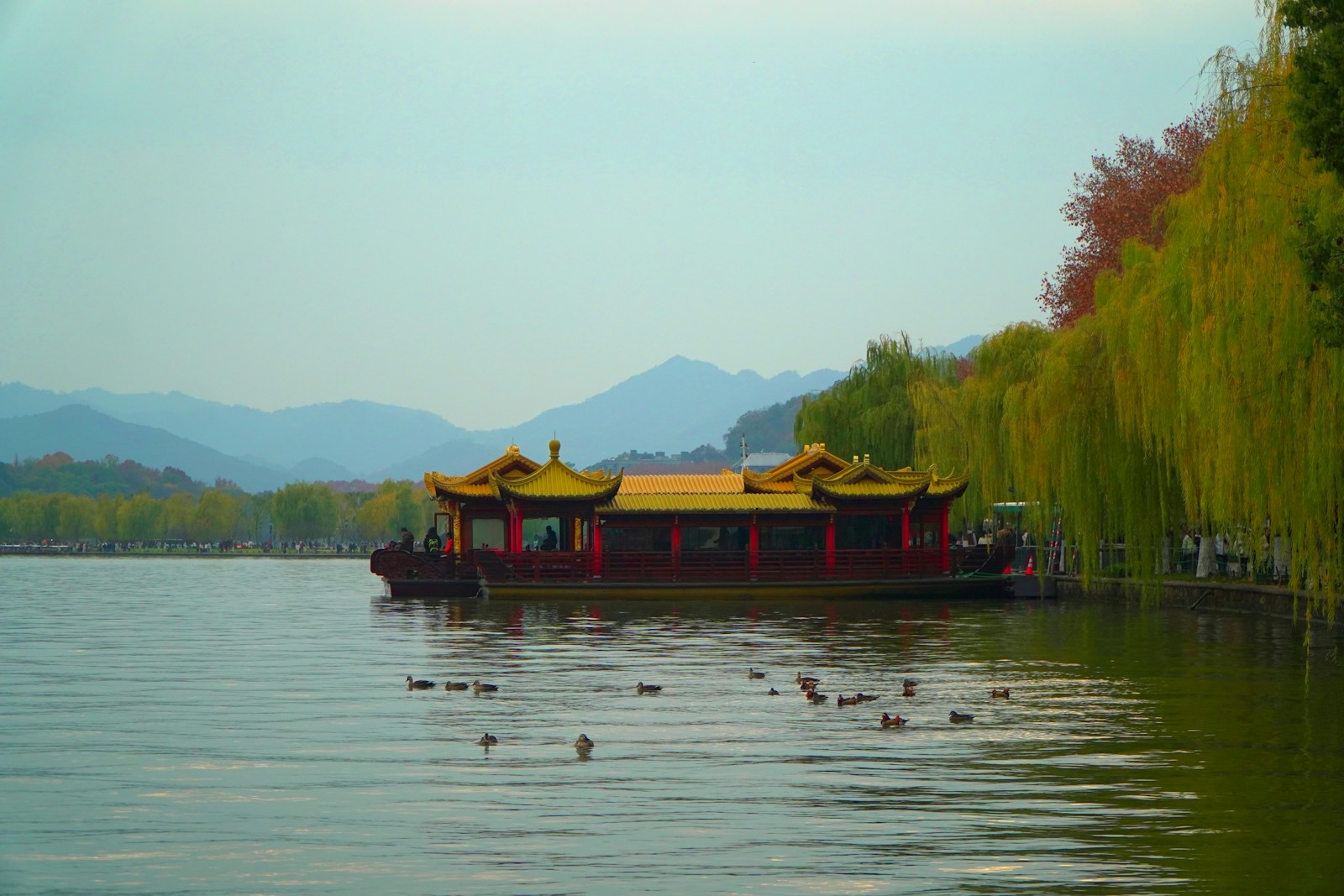 Hangzhou Huangshan Hongcun 3 Day Tour By