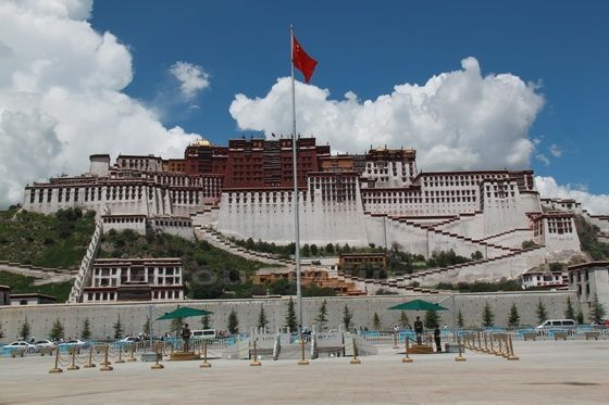 Lhasa, the Tibetan Haven is a Must-See Destination
