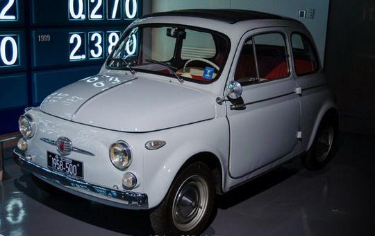 A small, flexible family car