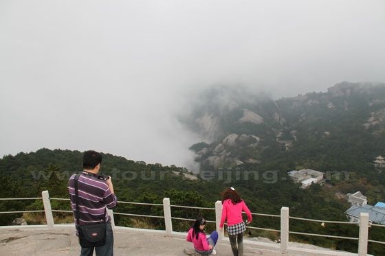 Bright Summit 