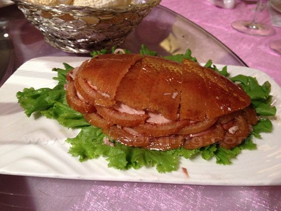 Crisp and less fat roast duck slices