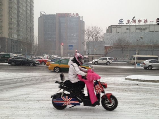 Driving in defiance of snowing