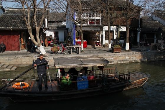 Enjoy boating on the canal