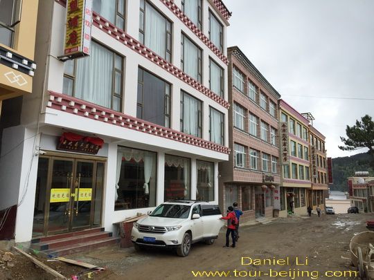 Drive from Deqin to Shangri-la (Zhongdian)