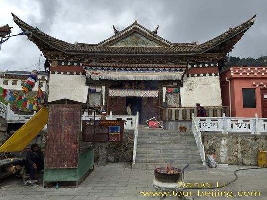Flying temple