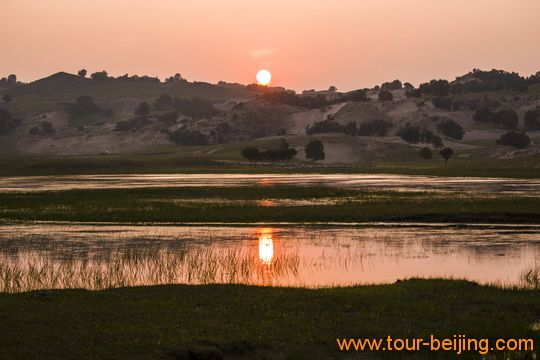 Sunset at Jiangjun Pond