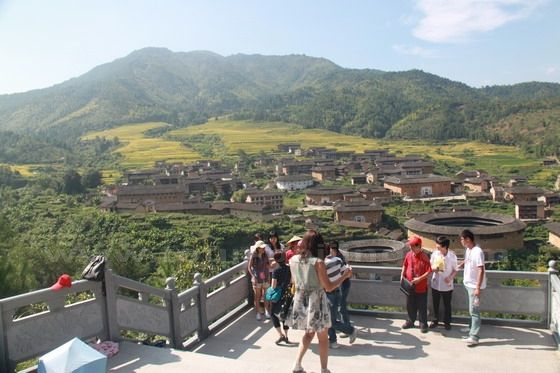 Have a bird's-eye view of the Chuxi Tulou Cluster