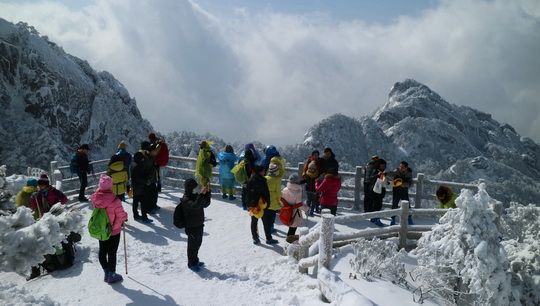 Huangshan Snowy Wonderland