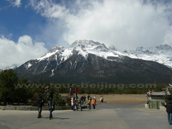 Jade Dragon Snow Mountain in Lijiang Yunnan