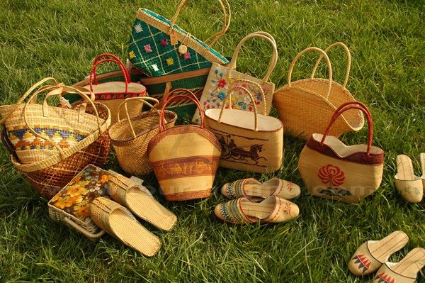 Jiading Straw Handicraft