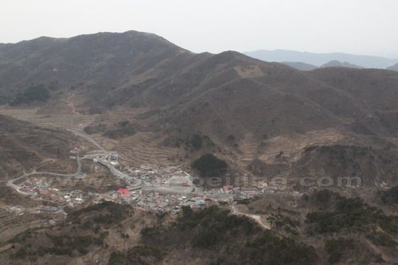 Jiangou Village seen from the Miaofengshan Goddess Temple on the hilltop.