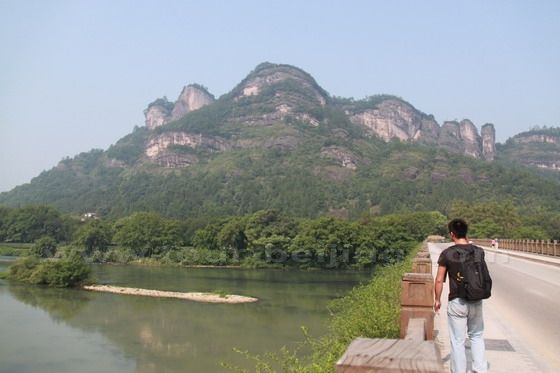 Lantang Bridge across Chongyang Stream connecting Wuyishan Holiday Resort and Wuyishan Scenic area.