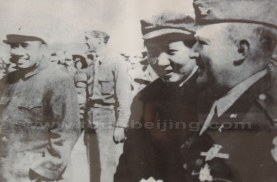 Mao Zedong, Zhude Colonel David Dave Barret of Observation Group of US Army