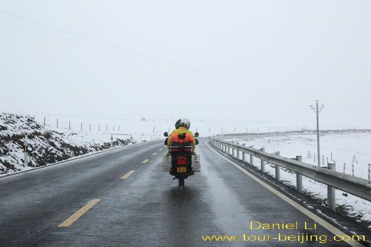 Motorcyclists driving along the National Highway G318