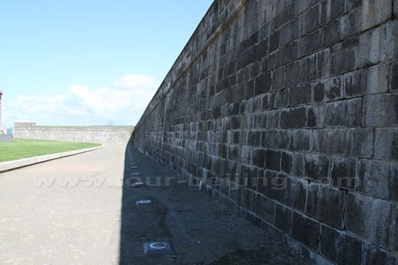 Quebec city wall 1