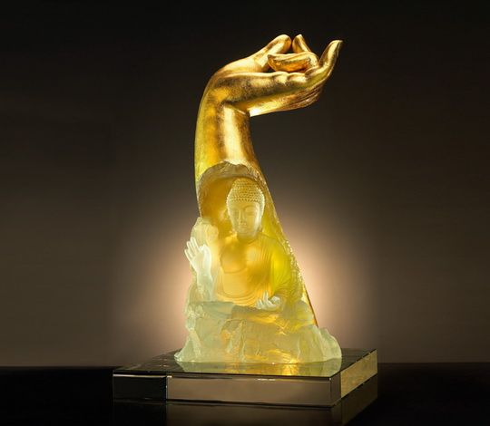 Story of the Golden Hand of Buddha by Loretta Yang Shanghai