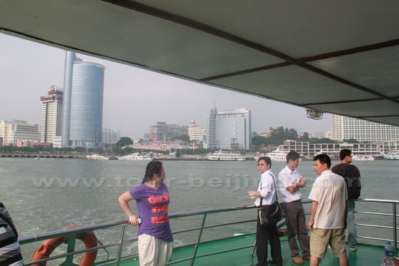 Take a ferry boat and reach Gulangyu Island in five minutes.