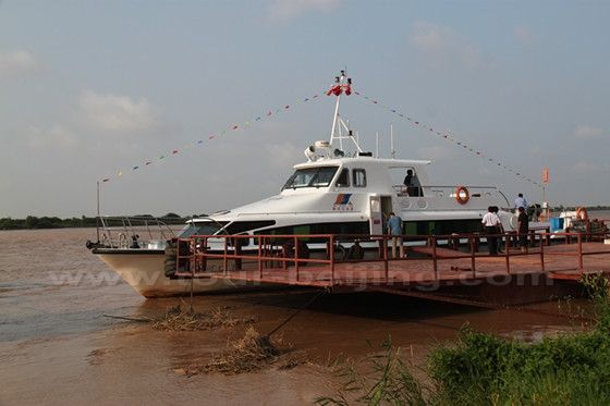 Yellow River Estuary Cruise