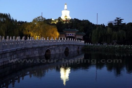 The pagoda atop the hill on the Jade Island