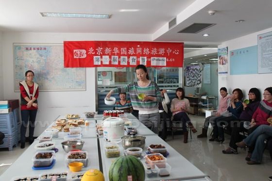 Vivi Tang is talking about how to make her beef turnip soup. 