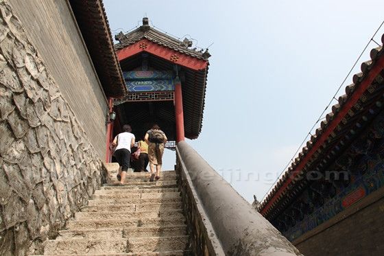 Buddha's relics at Yunju Temple