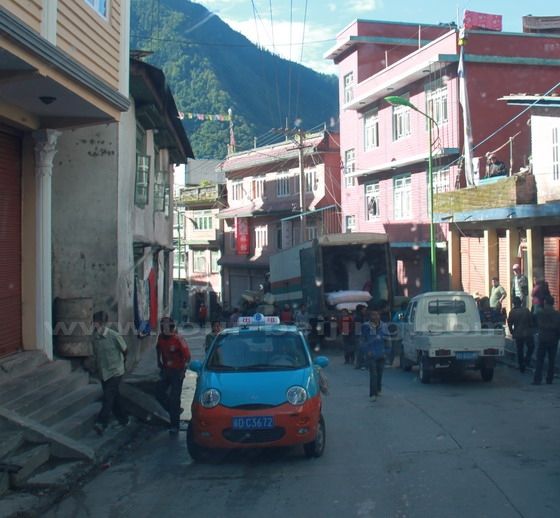 Zhangmu taxi, Zhangmu taxi fare, tips and phones