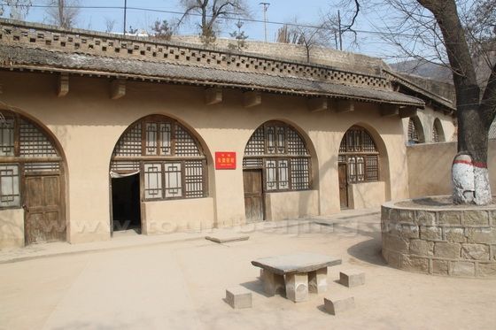 Zhude's Cave House