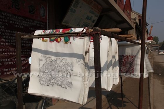 all the bunch of rice paper will hung outside for drying