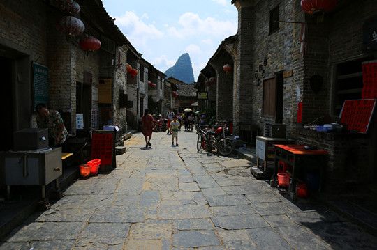 stone flagged street 