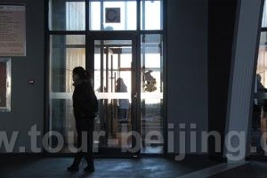 the enclosed transparent shooting carbin