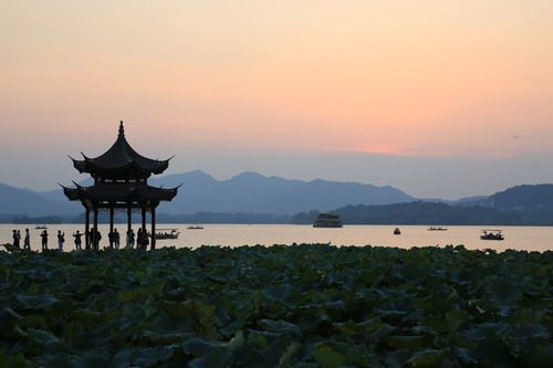 The sunset glow over the lake taken from Park No.01